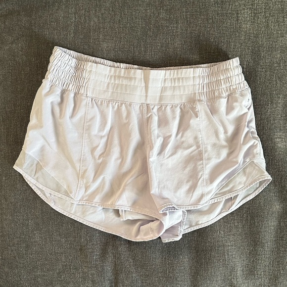 lululemon Hotty Hot Short Lavender Dew - Picture 1 of 6